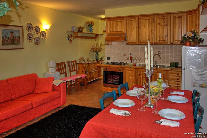 agriturismo-gardasee-uliveta-ferienwohnung-fasor-terrazzo-720-08